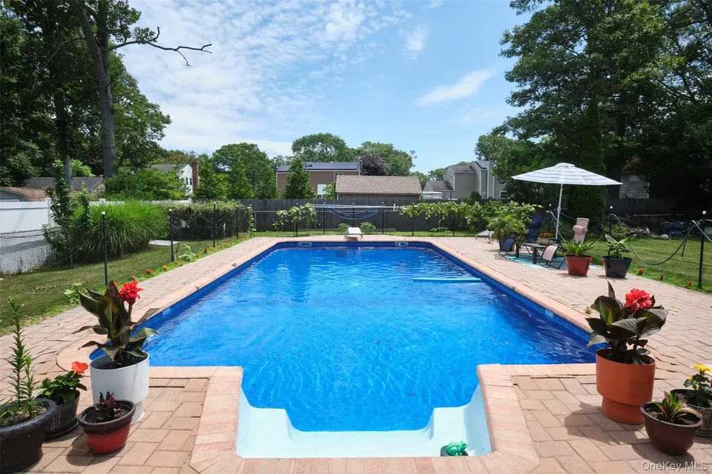 349 Randall Road Ridge NY 11961