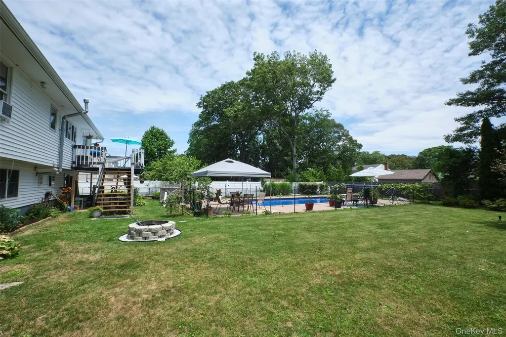 349 Randall Road Ridge NY 11961