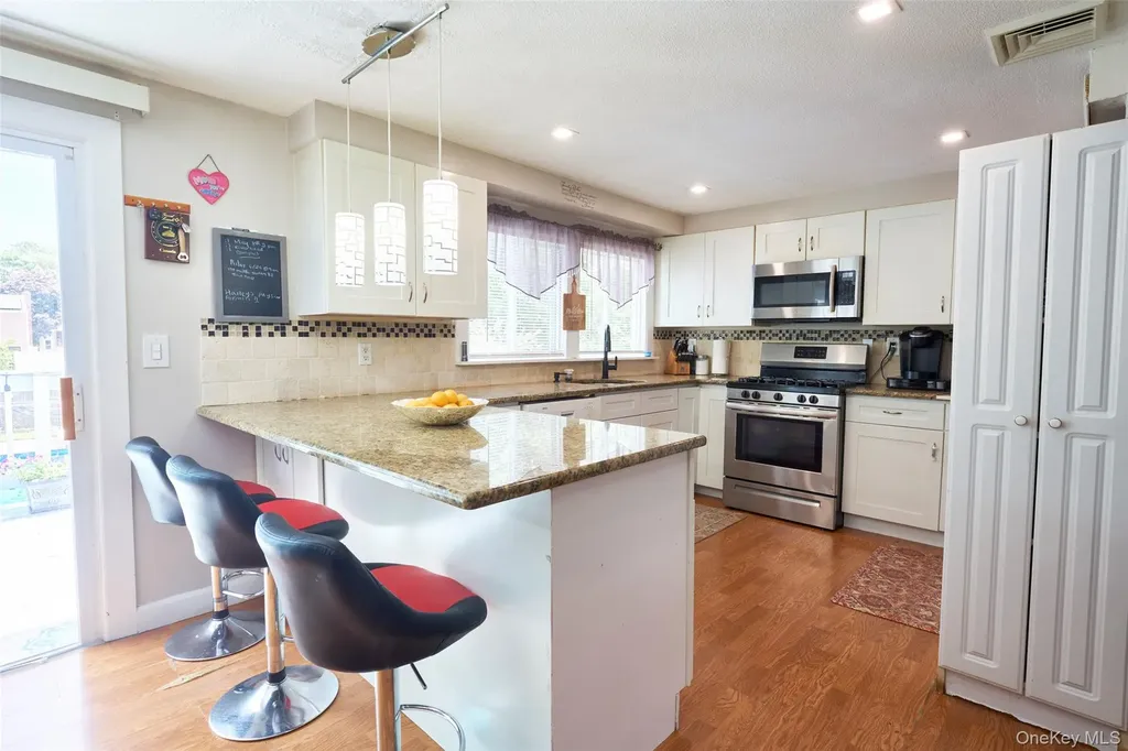349 Randall Road Ridge NY 11961