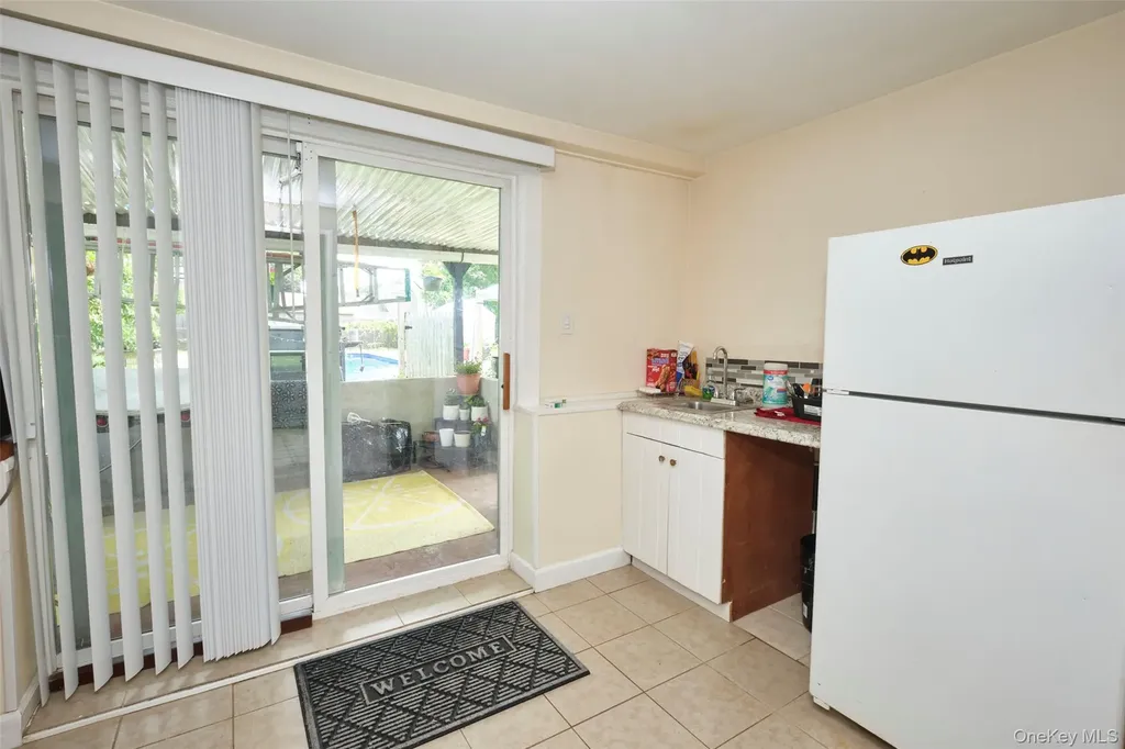 349 Randall Road Ridge NY 11961