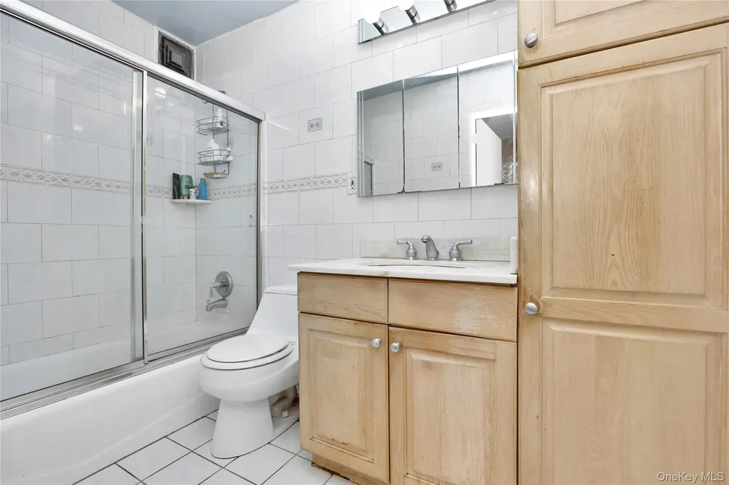 166-31 9th Avenue Beechhurst NY 11357