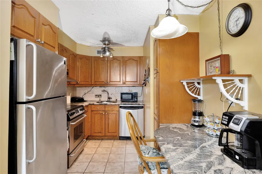 166-31 9th Avenue Beechhurst NY 11357