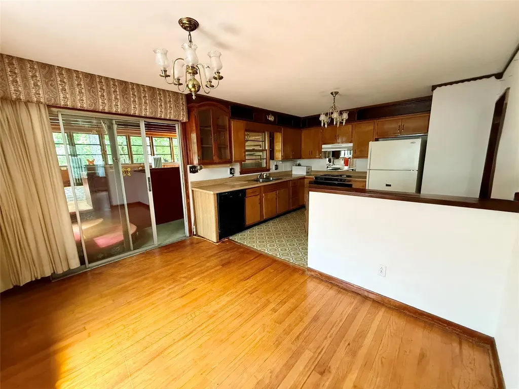5 Spruce Drive Hyde Park NY 12538