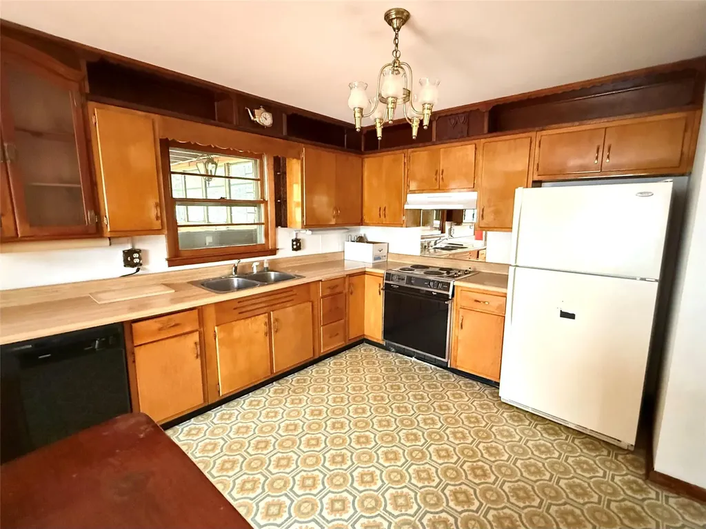 5 Spruce Drive Hyde Park NY 12538