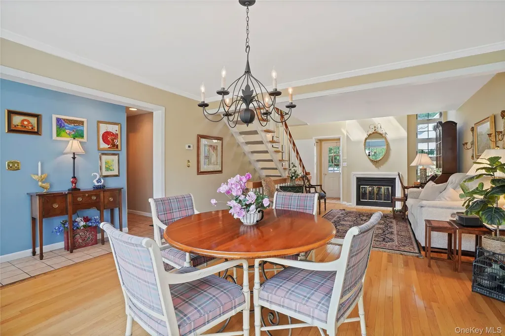 9 Pinewood Circle White Plains NY 10603