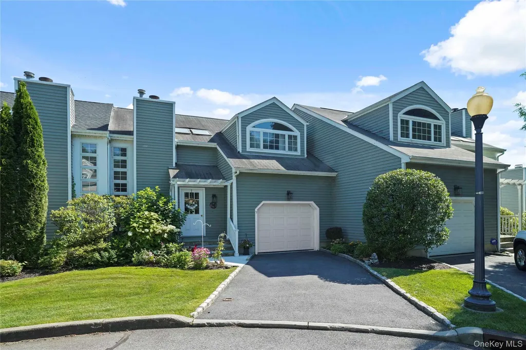 9 Pinewood Circle White Plains NY 10603