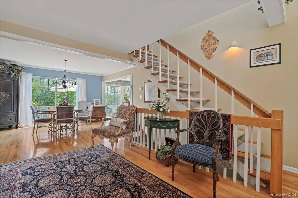 9 Pinewood Circle White Plains NY 10603