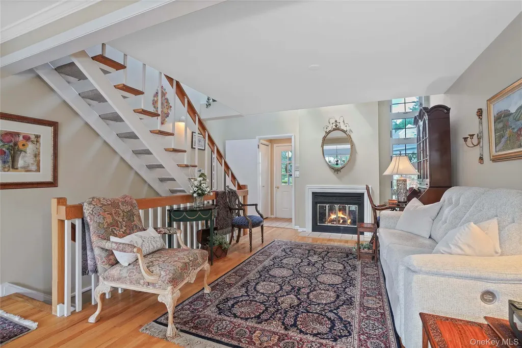 9 Pinewood Circle White Plains NY 10603