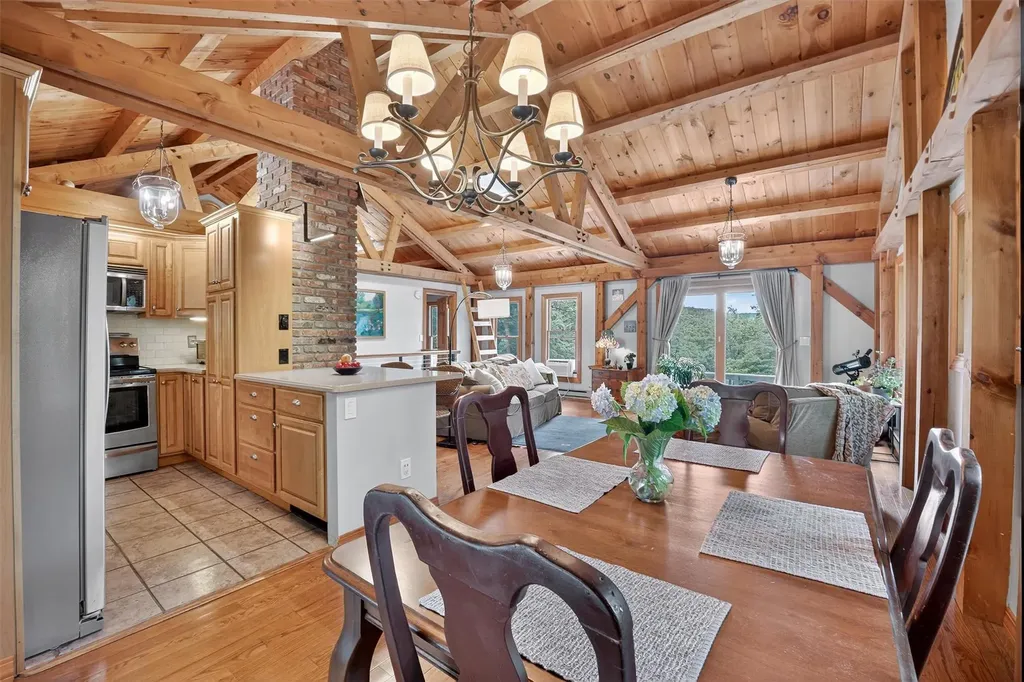 49 Oak Ridge Drive Putnam Valley NY 10579