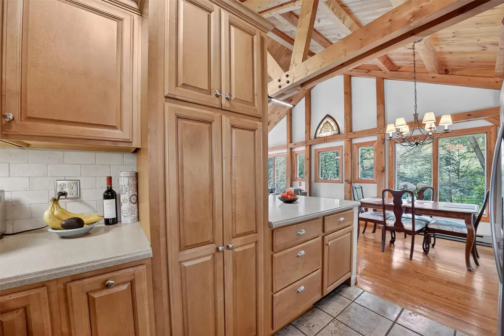 49 Oak Ridge Drive Putnam Valley NY 10579