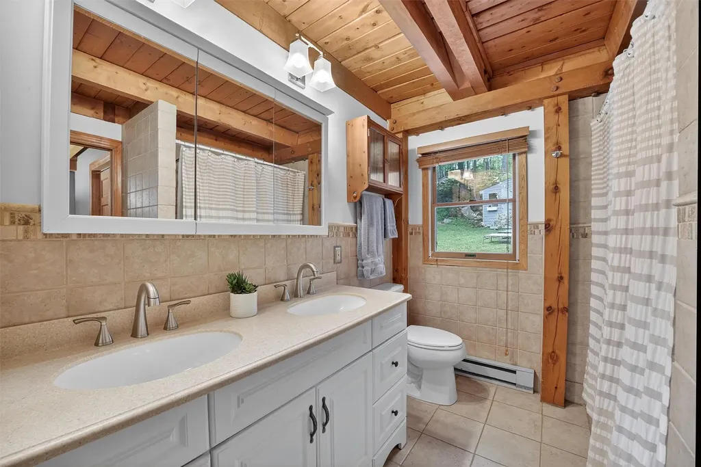 49 Oak Ridge Drive Putnam Valley NY 10579