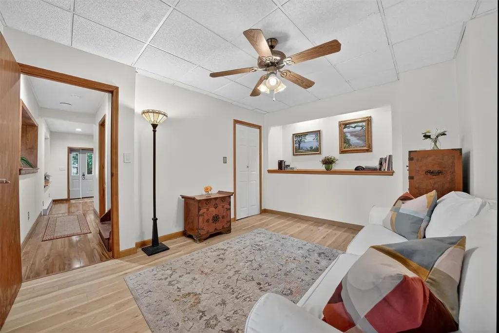 49 Oak Ridge Drive Putnam Valley NY 10579