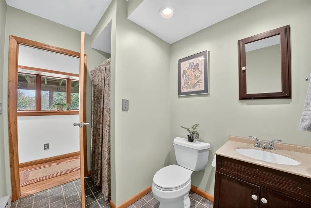 49 Oak Ridge Drive Putnam Valley NY 10579