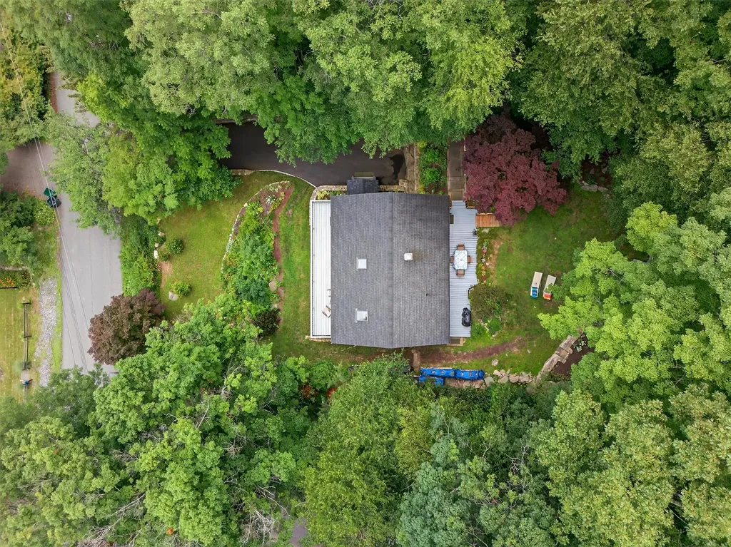 49 Oak Ridge Drive Putnam Valley NY 10579