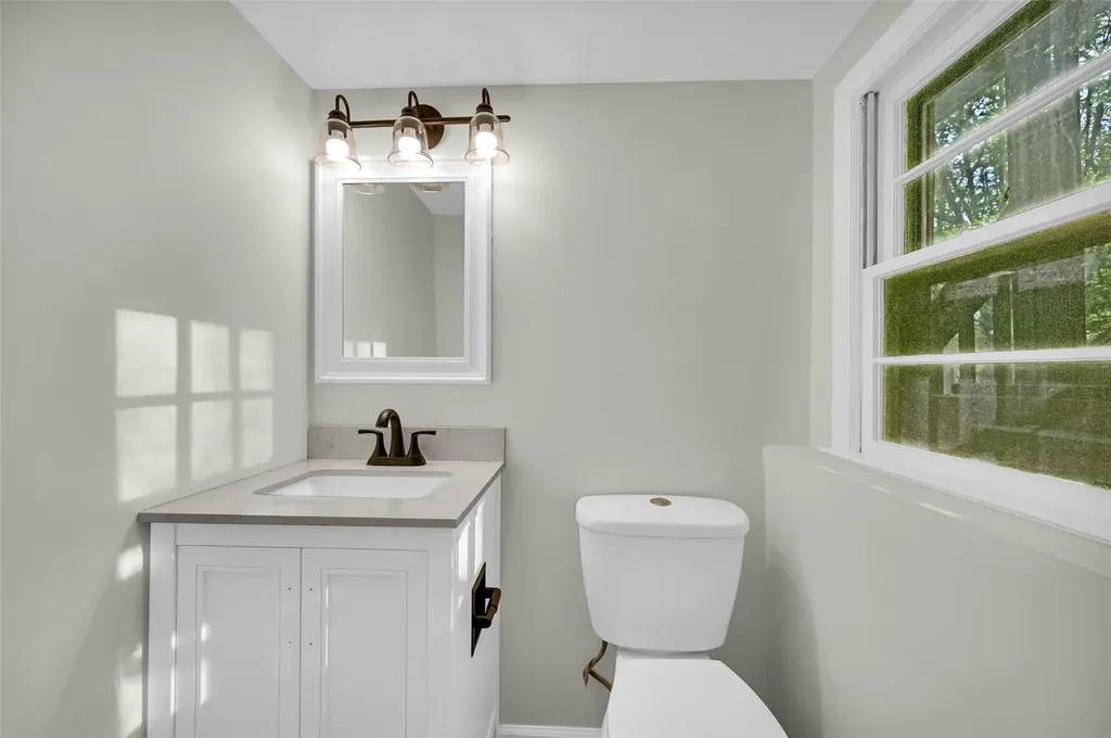 23 White Oak Lane Bardonia NY 10954