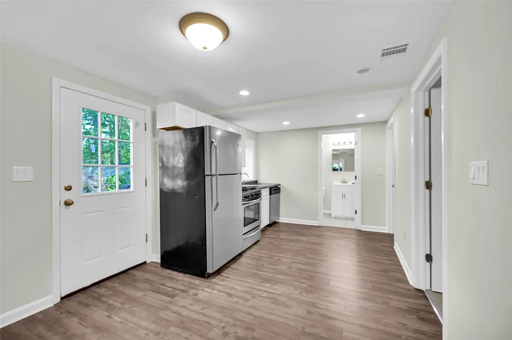 23 White Oak Lane Bardonia NY 10954