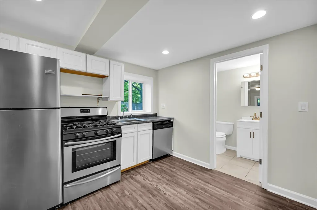 23 White Oak Lane Bardonia NY 10954