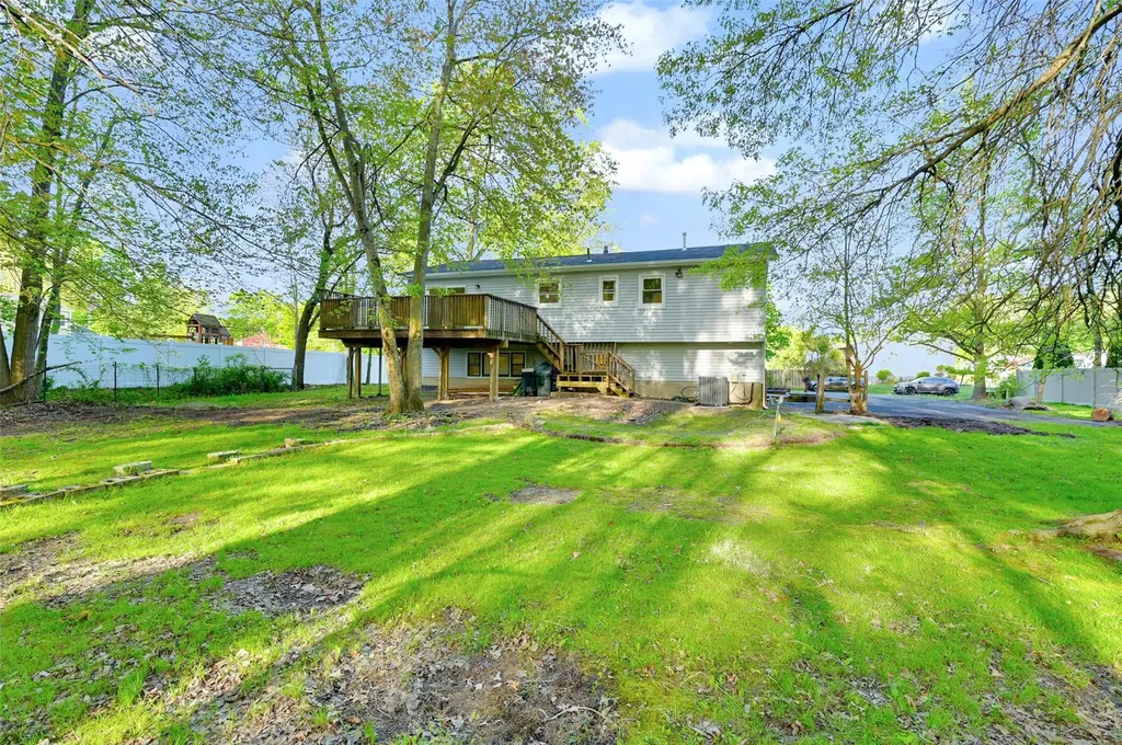 23 White Oak Lane Bardonia NY 10954