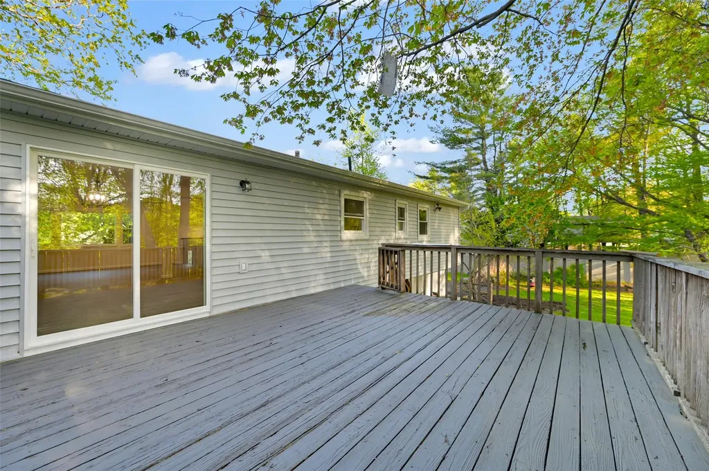 23 White Oak Lane Bardonia NY 10954