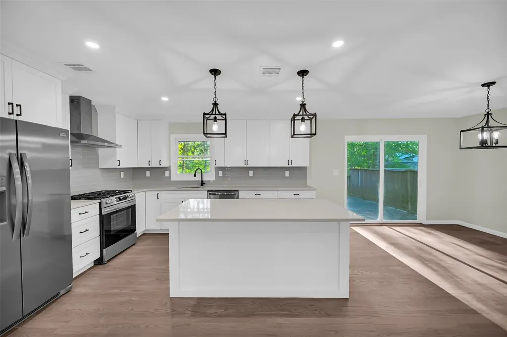 23 White Oak Lane Bardonia NY 10954