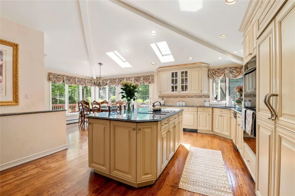14 Durham Drive Dix Hills NY 11746