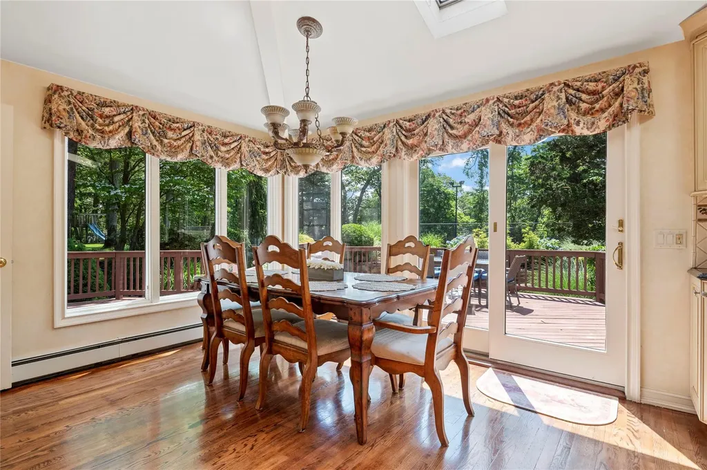 14 Durham Drive Dix Hills NY 11746