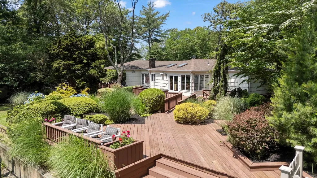 14 Durham Drive Dix Hills NY 11746