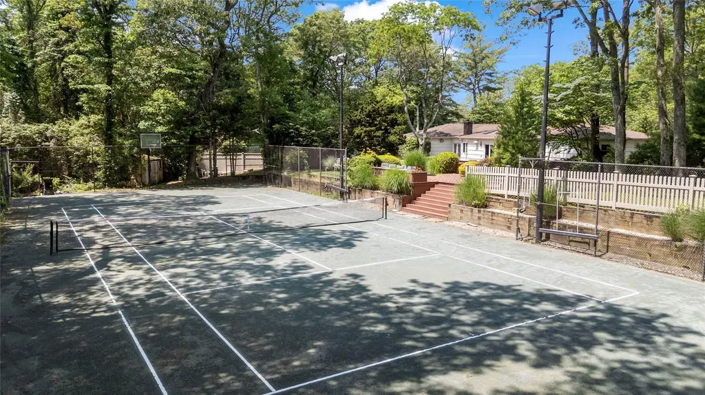 14 Durham Drive Dix Hills NY 11746