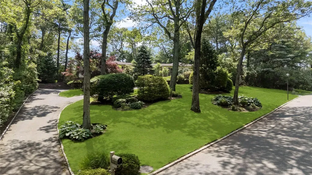 14 Durham Drive Dix Hills NY 11746