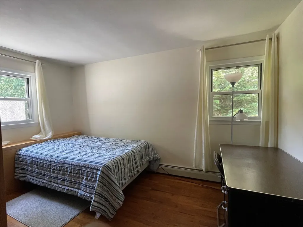 4 Cornwallis Road East Setauket NY 11733