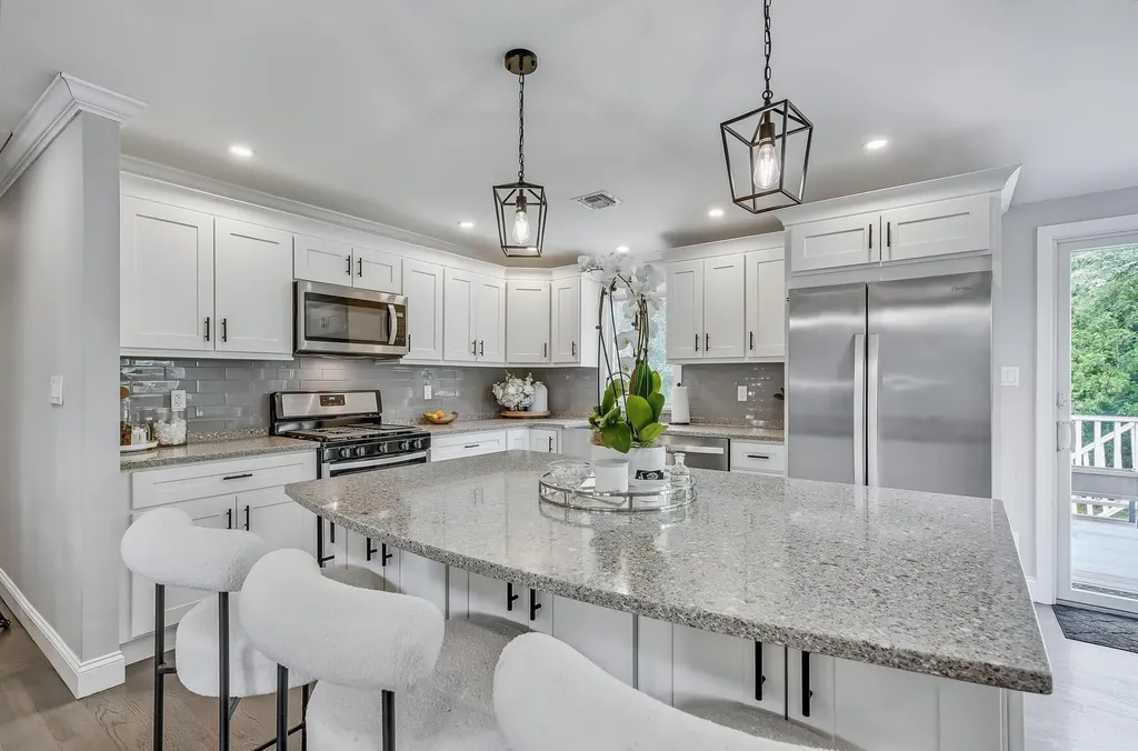 5 Somerset Drive Commack NY 11725