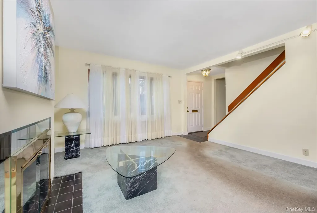 263 Foster Avenue Malverne NY 11565