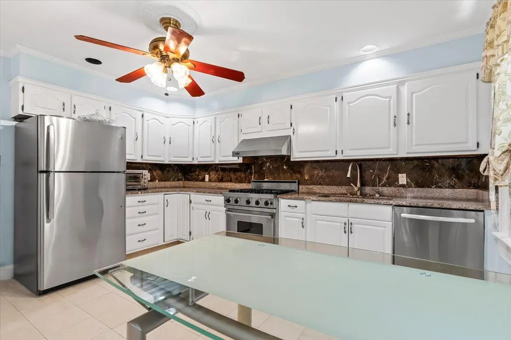 20 The Boulevard New Rochelle NY 10801