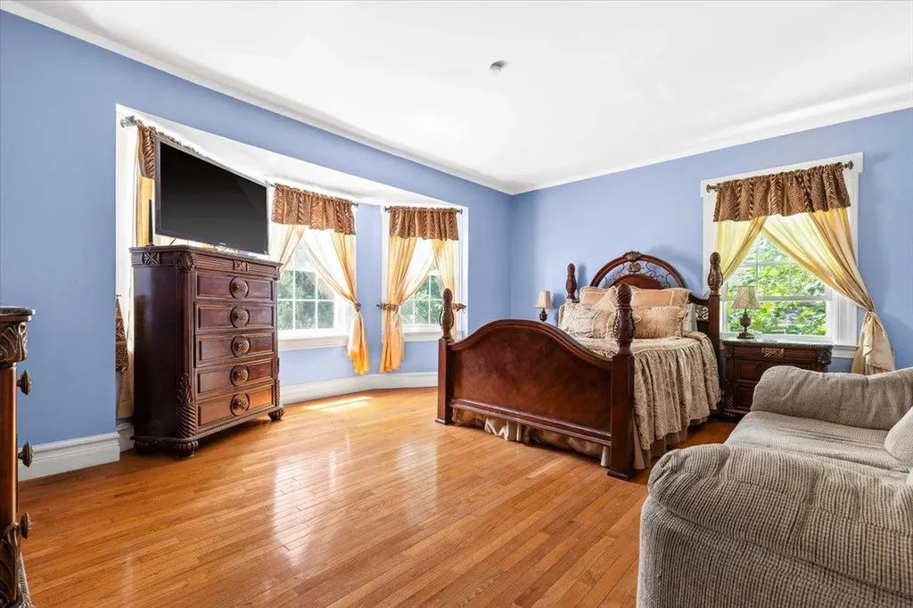 20 The Boulevard New Rochelle NY 10801
