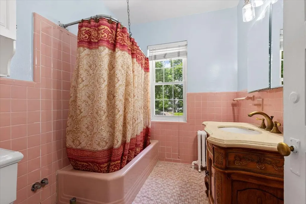 20 The Boulevard New Rochelle NY 10801