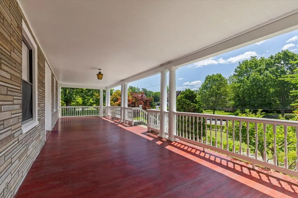 20 The Boulevard New Rochelle NY 10801