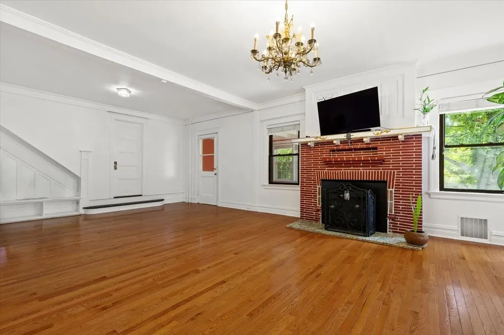 20 The Boulevard New Rochelle NY 10801