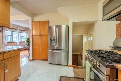 84-17 247 Street Bellerose NY 11426