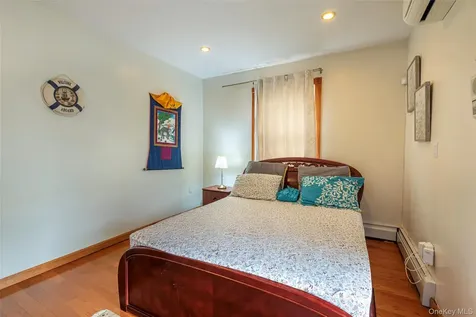 84-17 247 Street Bellerose NY 11426