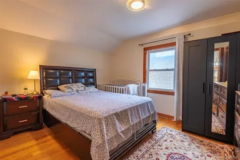 84-17 247 Street Bellerose NY 11426