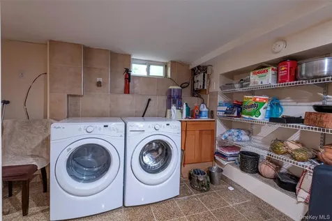 84-17 247 Street Bellerose NY 11426