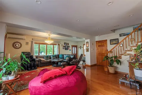 84-17 247 Street Bellerose NY 11426