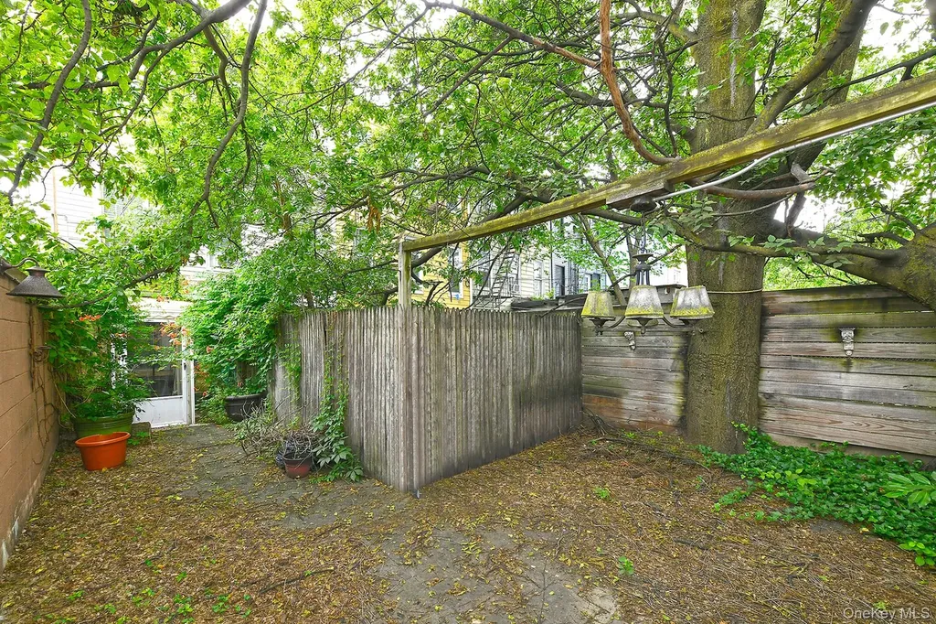 1244 Jefferson Avenue Brooklyn NY 11221