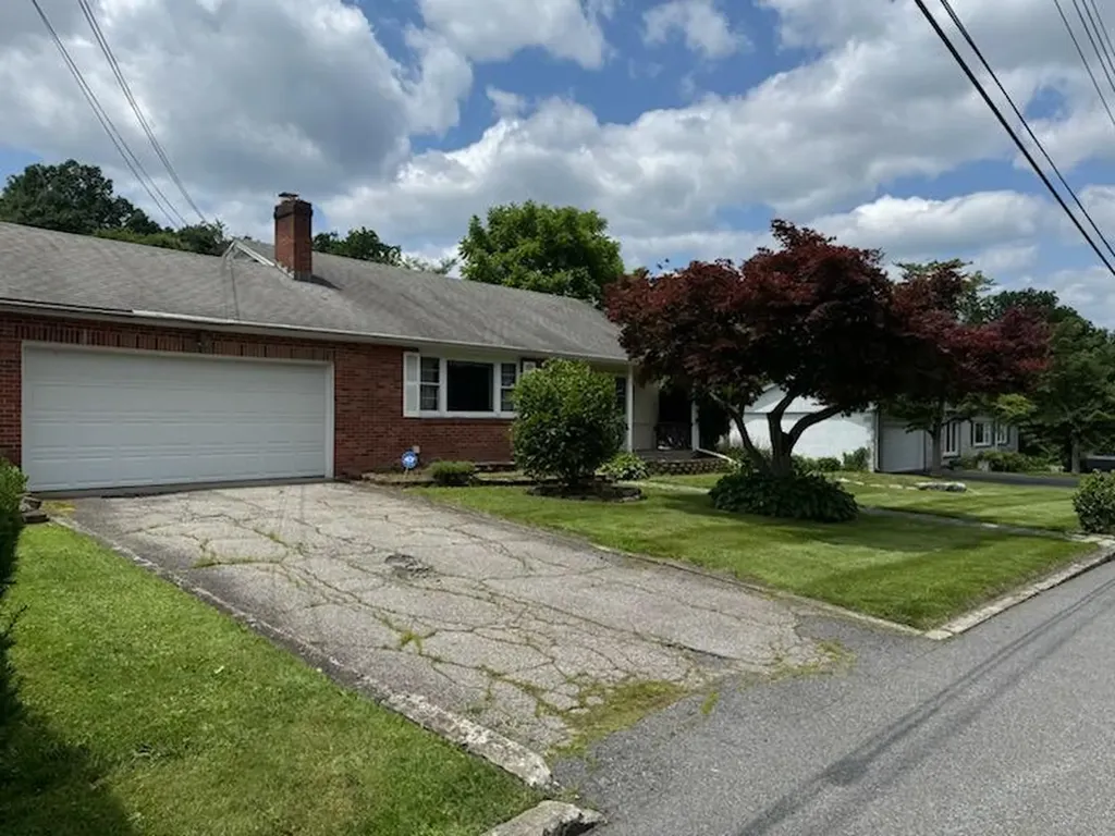 6 Siscar Place Beacon NY 12508