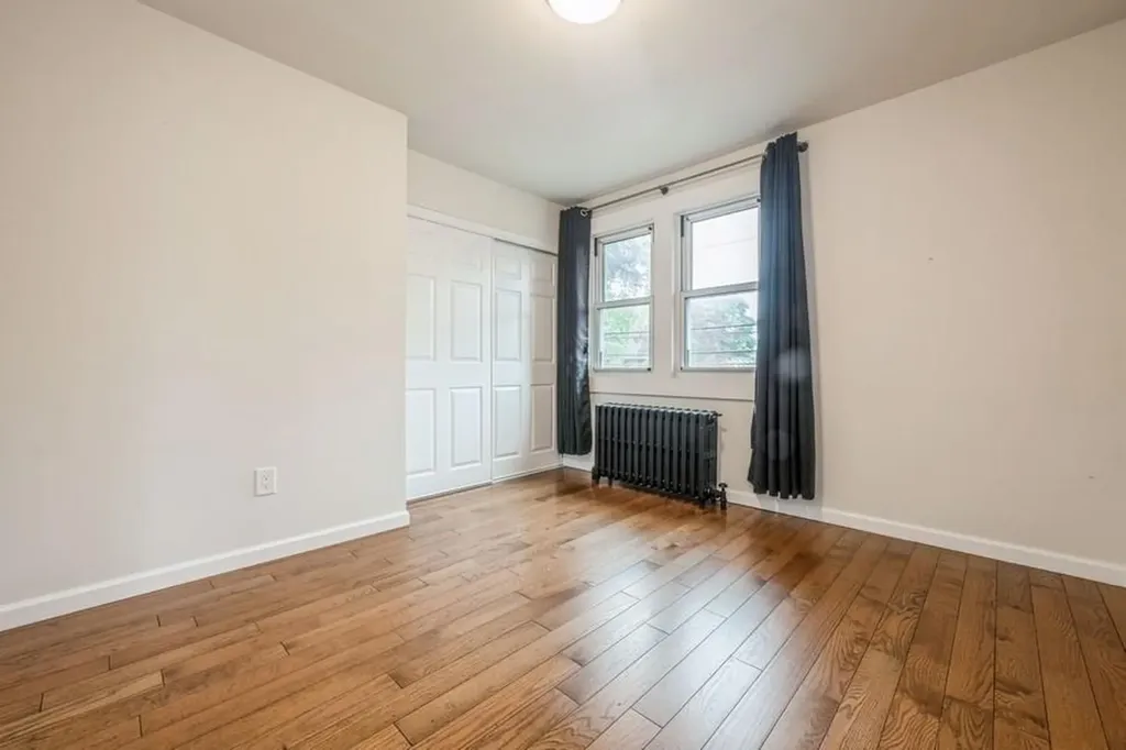 2348 Centre Avenue Bellmore NY 11710