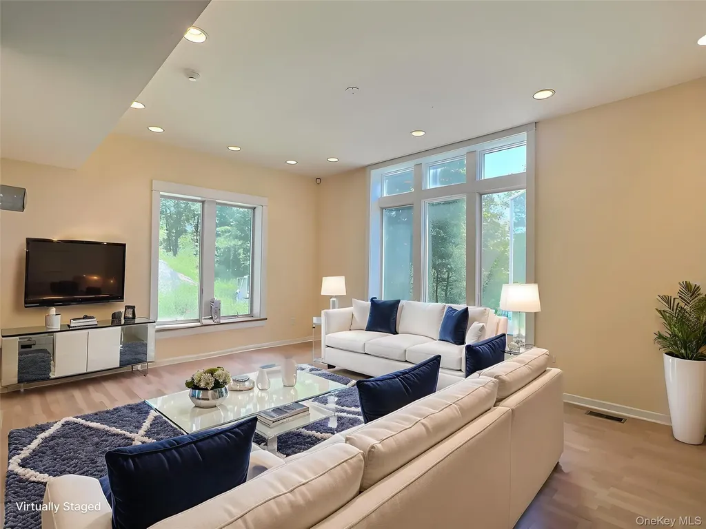 118 Scenic Ridge Drive Brewster NY 10509