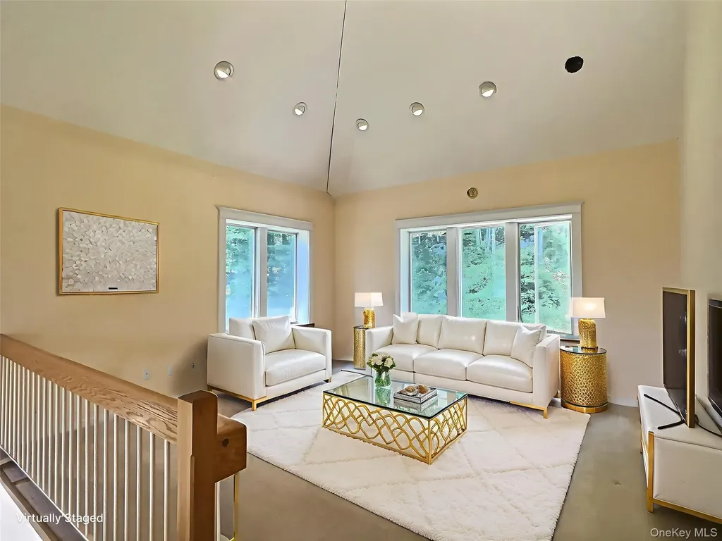 118 Scenic Ridge Drive Brewster NY 10509