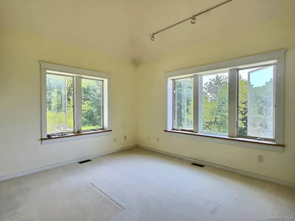 118 Scenic Ridge Drive Brewster NY 10509