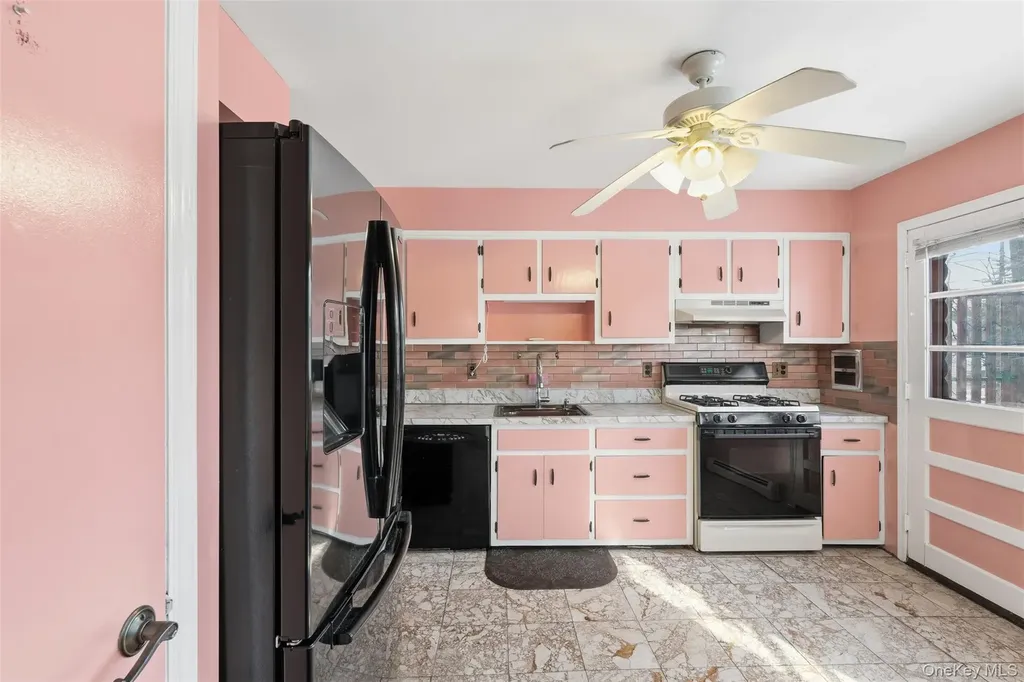 563 Union Road Spring Valley NY 10977