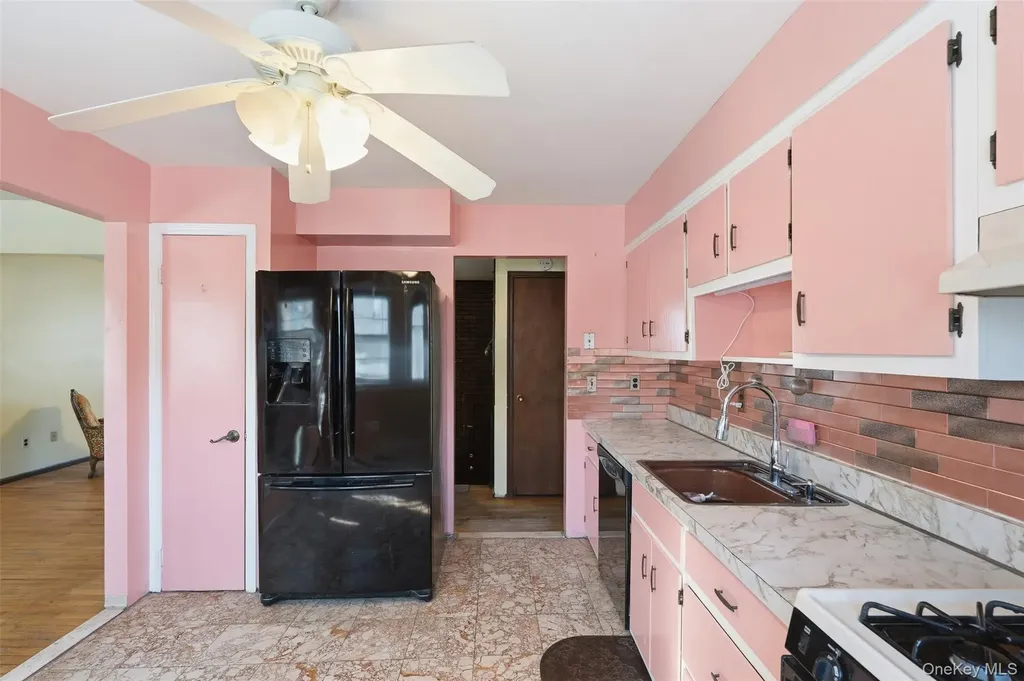 563 Union Road Spring Valley NY 10977